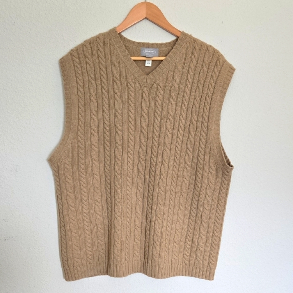 Vintage Y2K 2000 Men's V-Neck Tan 100% Lambwool Sweater Vest Size XXL